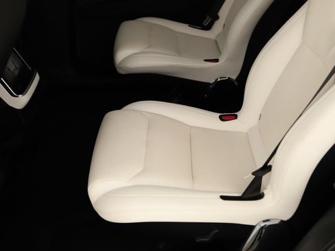 Used 2022 Tesla Model X AWD/4WD image 27