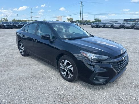 Used 2025 Subaru Legacy Premium AWD/4WD image 4