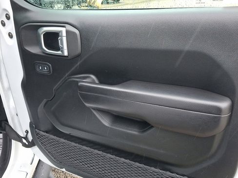 Certified 2021 Jeep Wrangler Unlimited Rubicon image 10