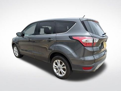 Used 2017 Ford Escape SE FWD image 6