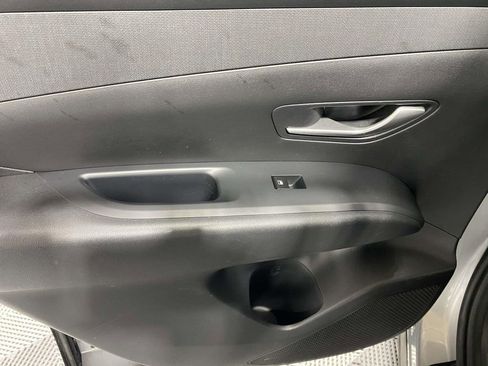 Used 2025 Hyundai Tucson SEL AWD/4WD image 13