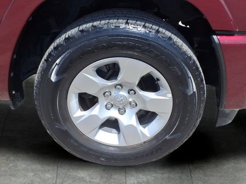 Used 2025 RAM 1500 Big Horn AWD/4WD image 9