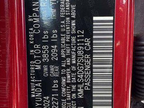 Certified 2025 Hyundai Elantra SEL image 16