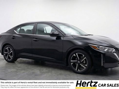 Used 2025 Nissan Sentra SV image 1