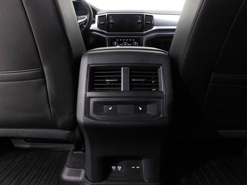 Used 2023 Volkswagen Atlas Cross Sport SEL Premium R-Line image 81