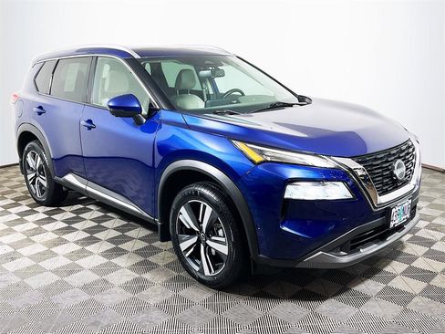 Used 2022 Nissan Rogue SL w/ SL Premium Package image 1