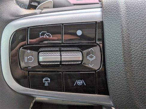 Used 2026 Genesis GV70 2.5T Select image 27