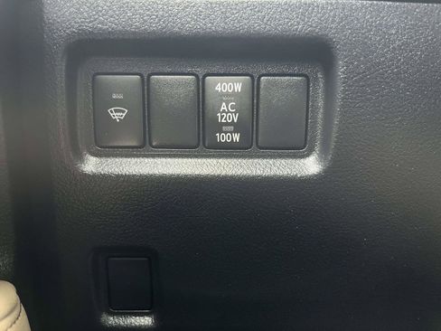 Used 2020 Toyota 4Runner Limited image 20