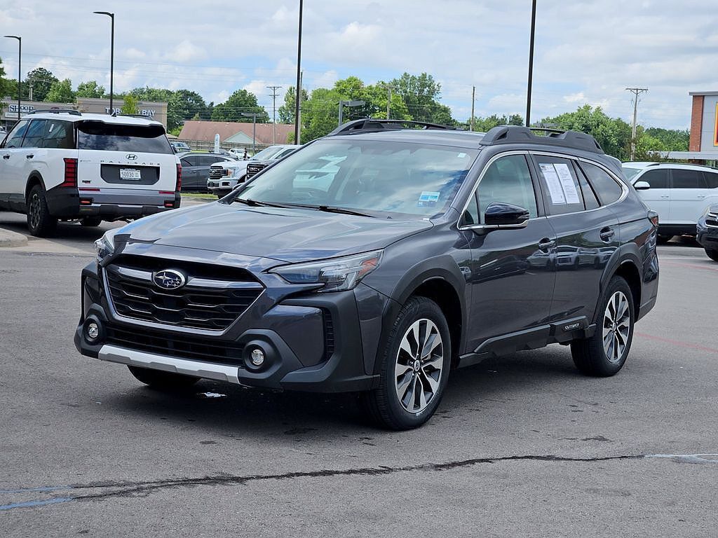 Used 2023 Subaru Outback Limited XT AWD/4WD image 2