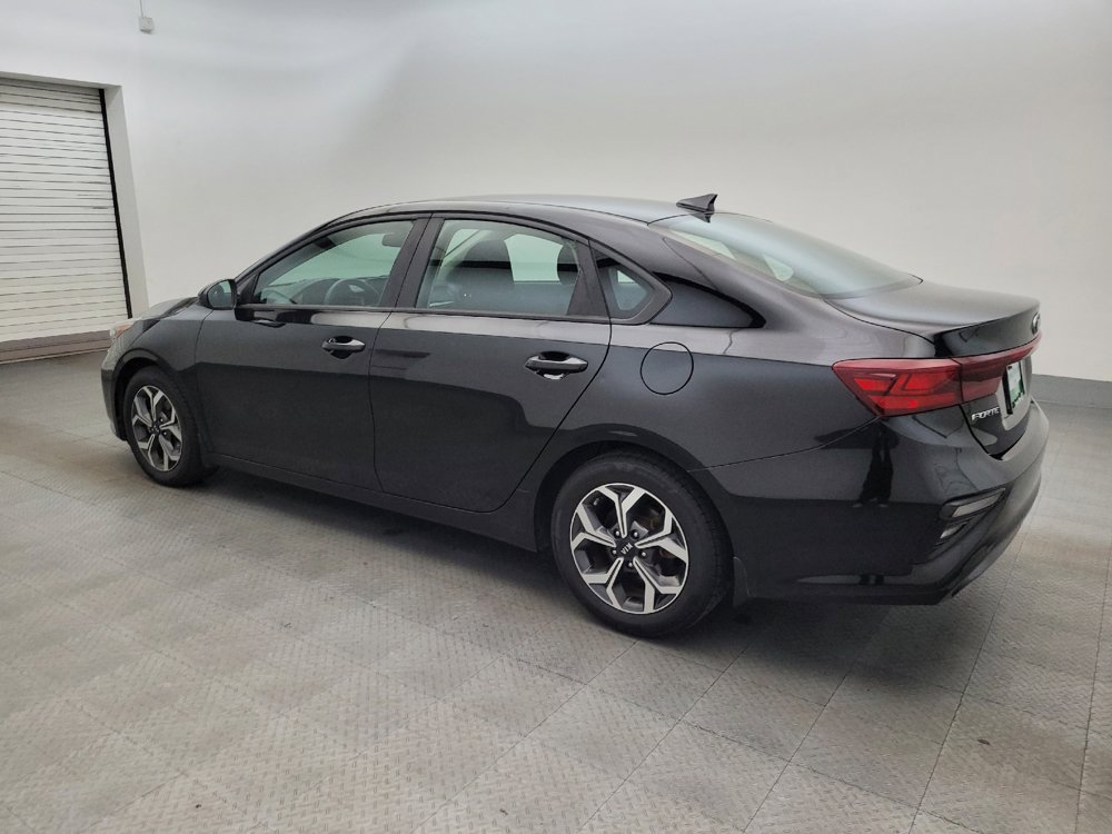 Used 2020 Kia Forte LXS FWD image 3