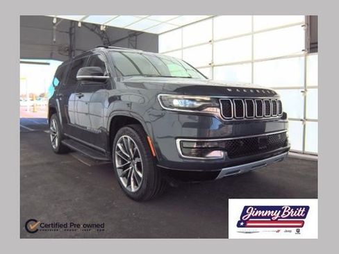 Used 2024 Jeep Wagoneer Series II w/ Premium Group I AWD/4WD image 1