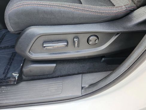 Used 2025 Honda Pilot Sport image 24