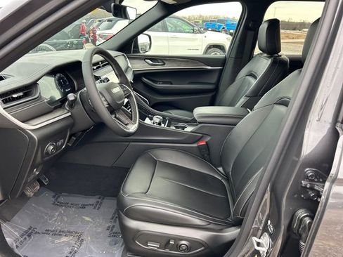 New 2026 Jeep Grand Cherokee Limited image 31