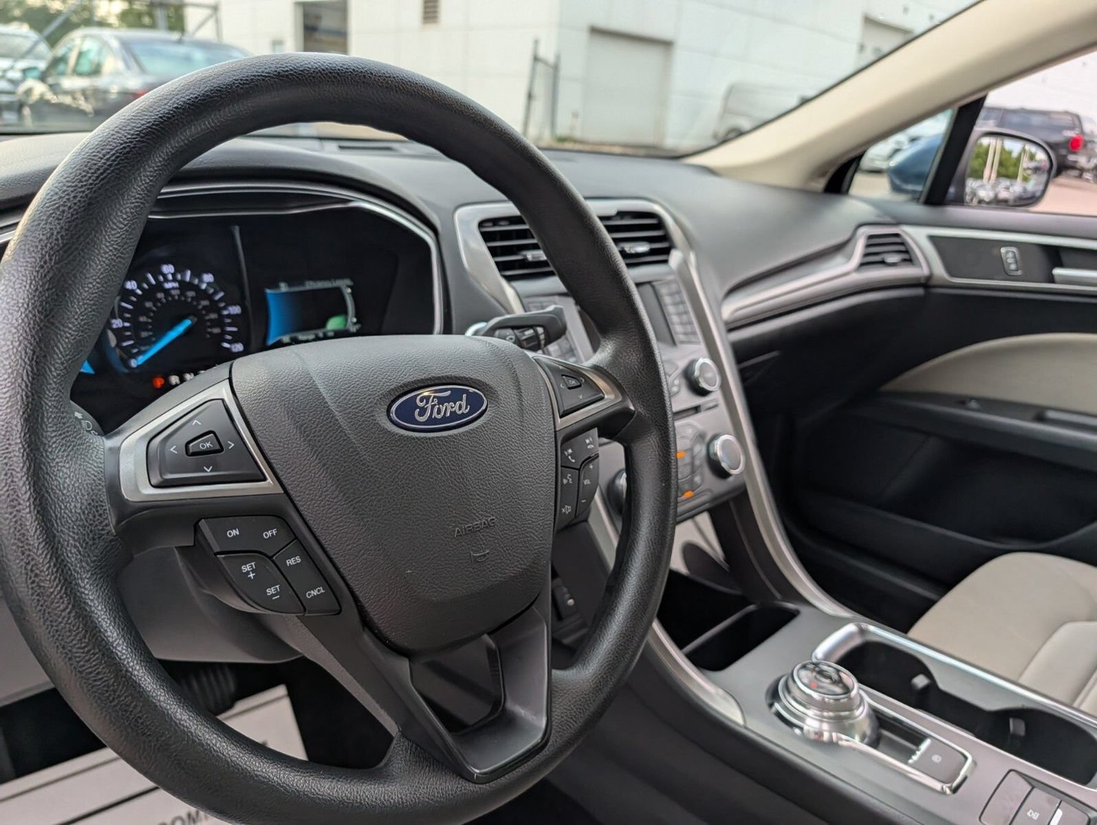 Used 2018 Ford Fusion S FWD image 23