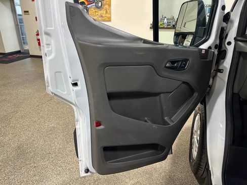 Used 2020 Ford Transit 150 XL image 15