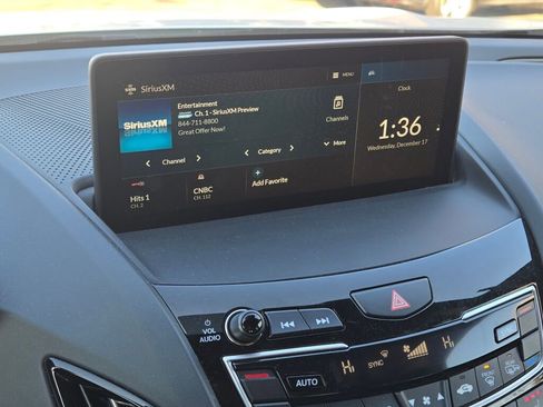 Certified 2025 Acura RDX SH-AWD image 28