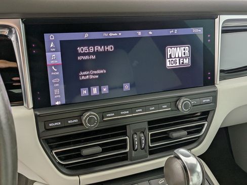 Certified 2020 Porsche Macan GTS AWD/4WD image 17