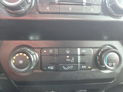 Used 2019 Ford F150 XL w/ Equipment Group 101A Mid RWD image 48