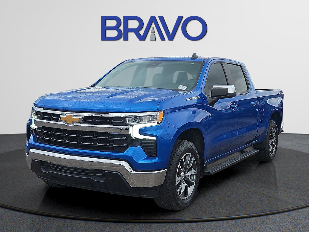 Used 2024 Chevrolet Silverado 1500 LT w/ Leather Package AWD/4WD image 1