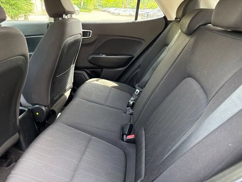 Used 2021 Hyundai Venue SE FWD image 20