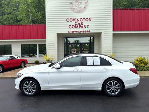 Used 2015 Mercedes-Benz C 300 4MATIC Sedan image 3