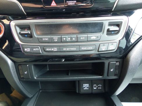 Used 2021 Honda Passport Touring image 60