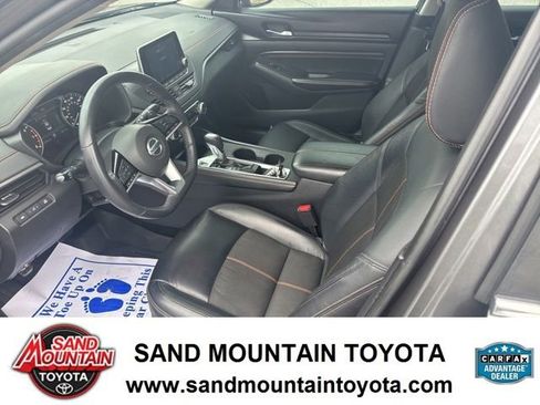 Used 2021 Nissan Altima 2.5 SR image 12