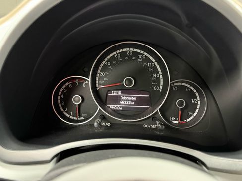 Used 2014 Volkswagen Beetle 1.8T FWD image 23