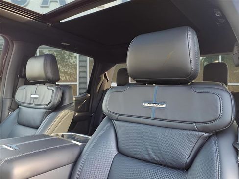 New 2026 Ford F250 Platinum w/ FX4 Off-Road Package image 12