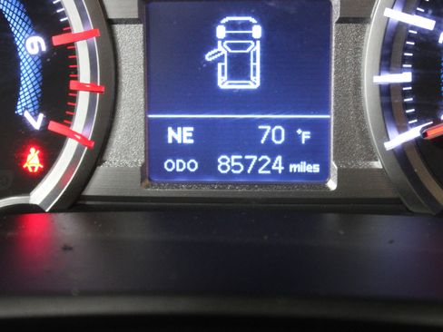 Used 2017 Toyota 4Runner SR5 image 12