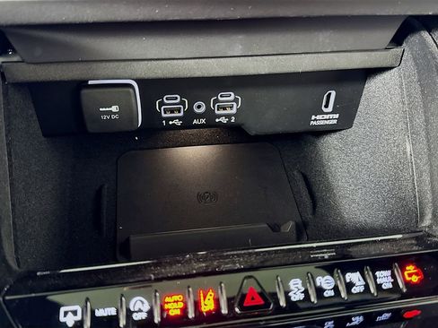 Used 2023 Jeep Grand Wagoneer Series II image 18