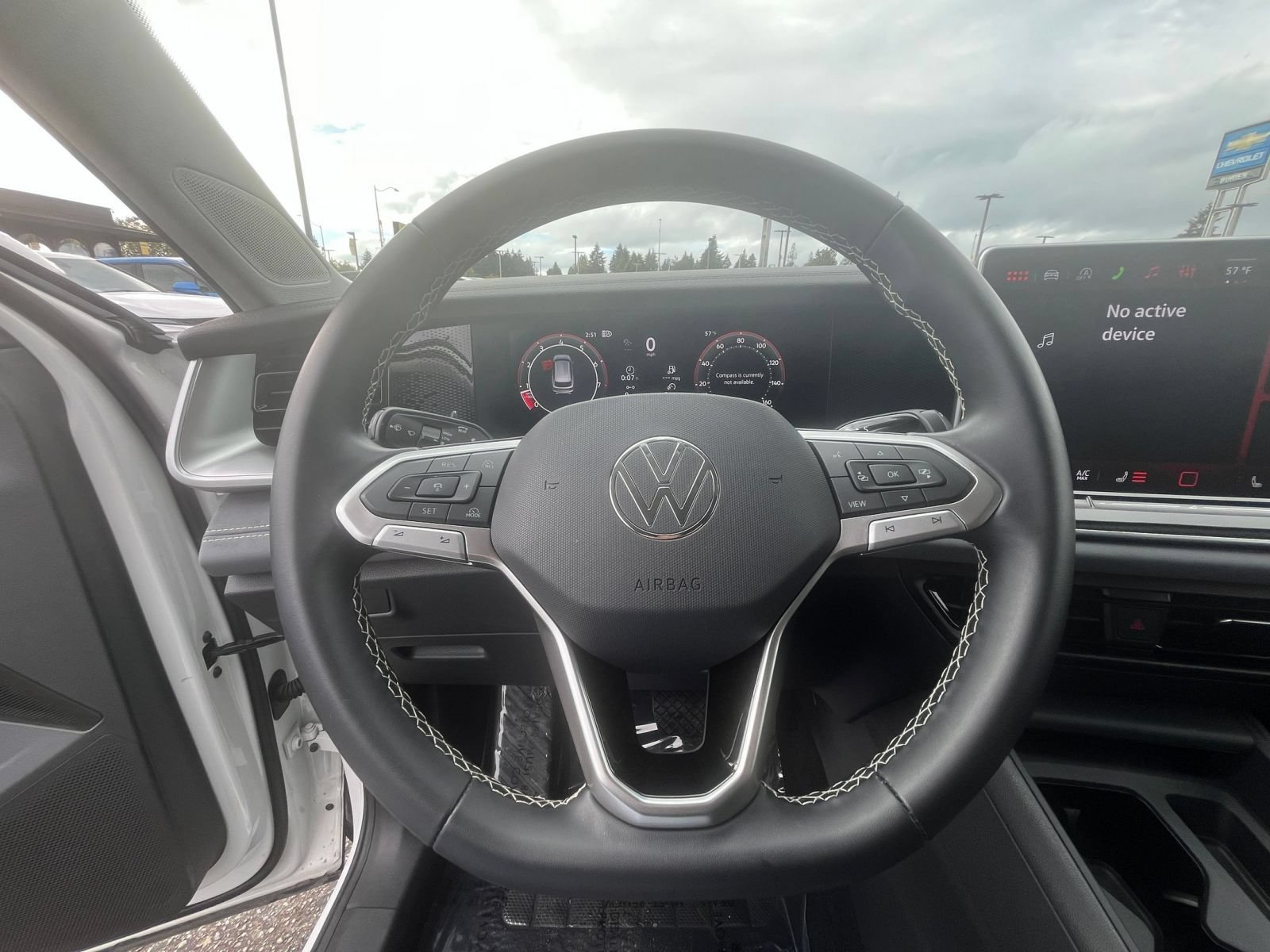 Used 2026 Volkswagen Tiguan SE AWD/4WD image 29