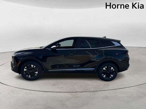 New 2026 Kia Sportage LX FWD image 7