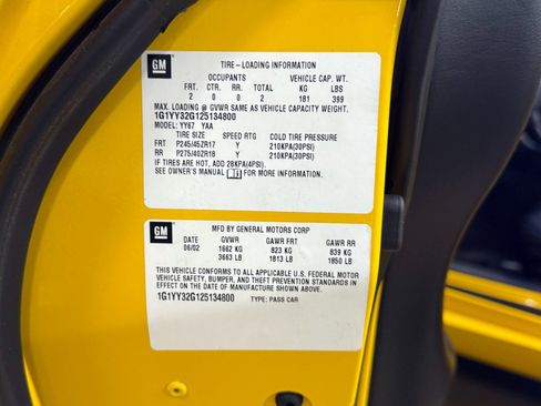 Used 2002 Chevrolet Corvette w/ Preferred Equipment Group2 image 55