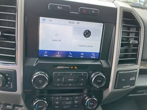 Used 2019 Ford F150 Lariat w/ Equipment Group 501A Mid AWD/4WD image 9