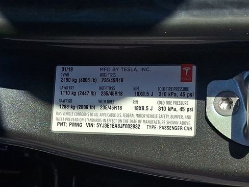 Used 2018 Tesla Model 3 Long Range RWD image 29