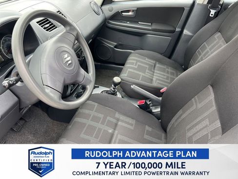 Used 2011 Suzuki SX4 LE FWD image 10