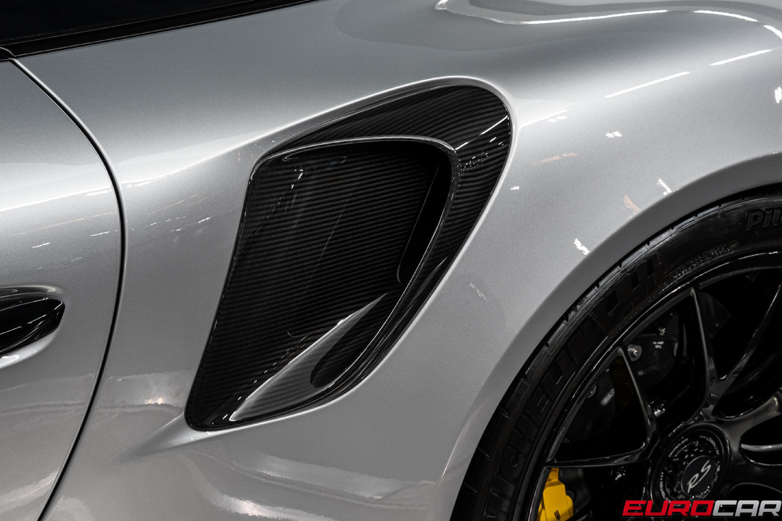 Used 2018 Porsche 911 GT2 RS RWD image 18