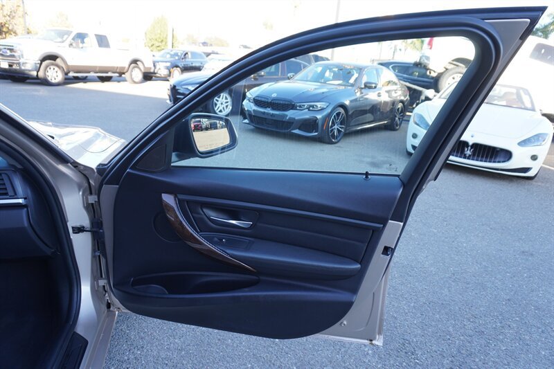 Used 2014 BMW 328i Sedan RWD image 34