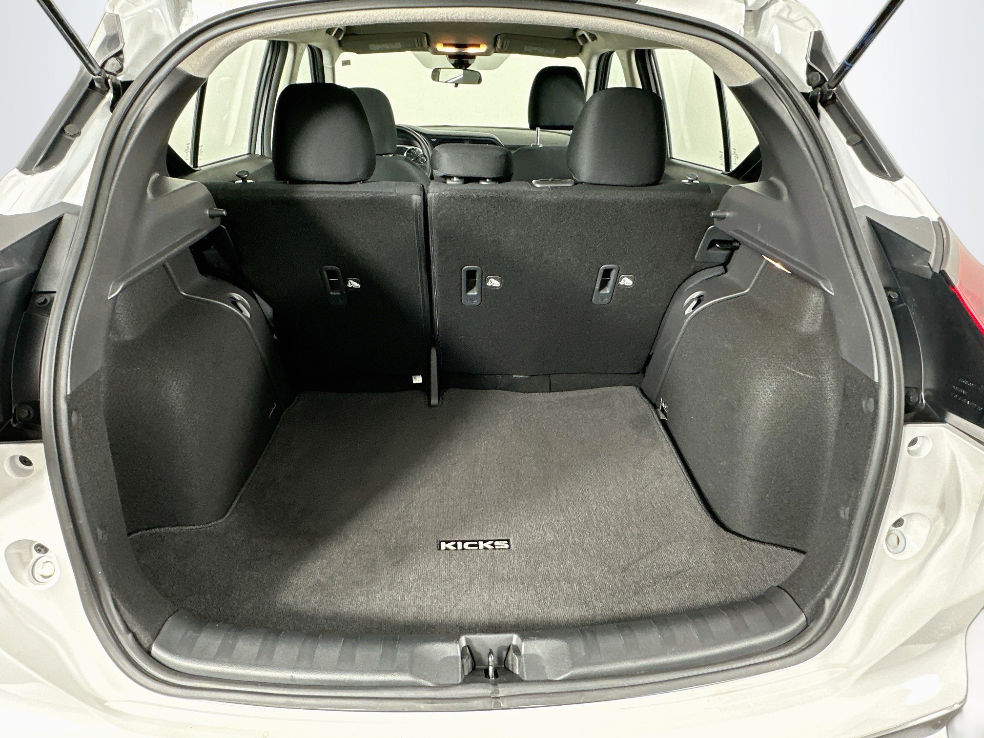 Used 2025 Nissan Kicks Play S FWD image 26