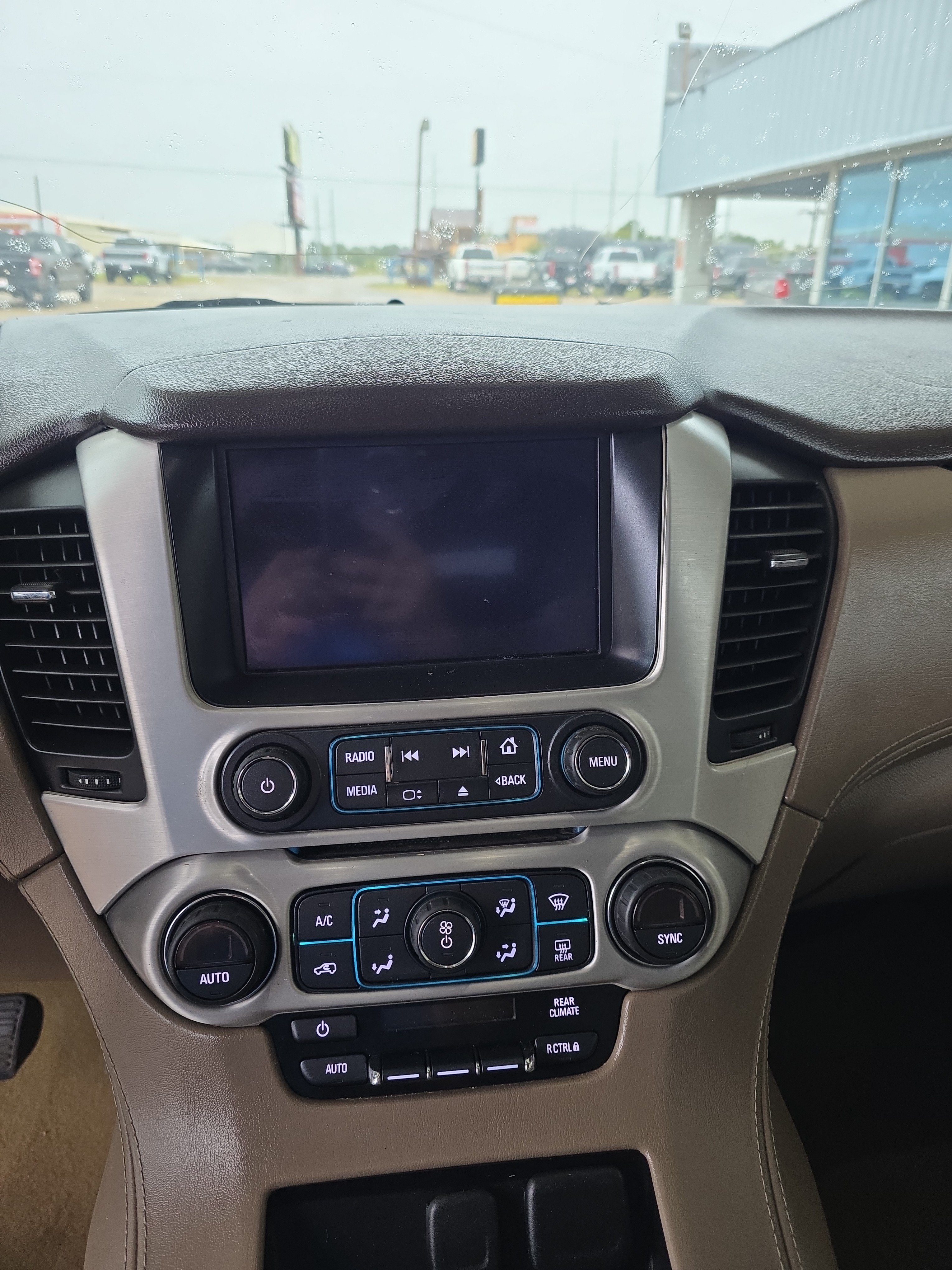 Used 2017 GMC Yukon SLE w/ SLE Value Package RWD image 14