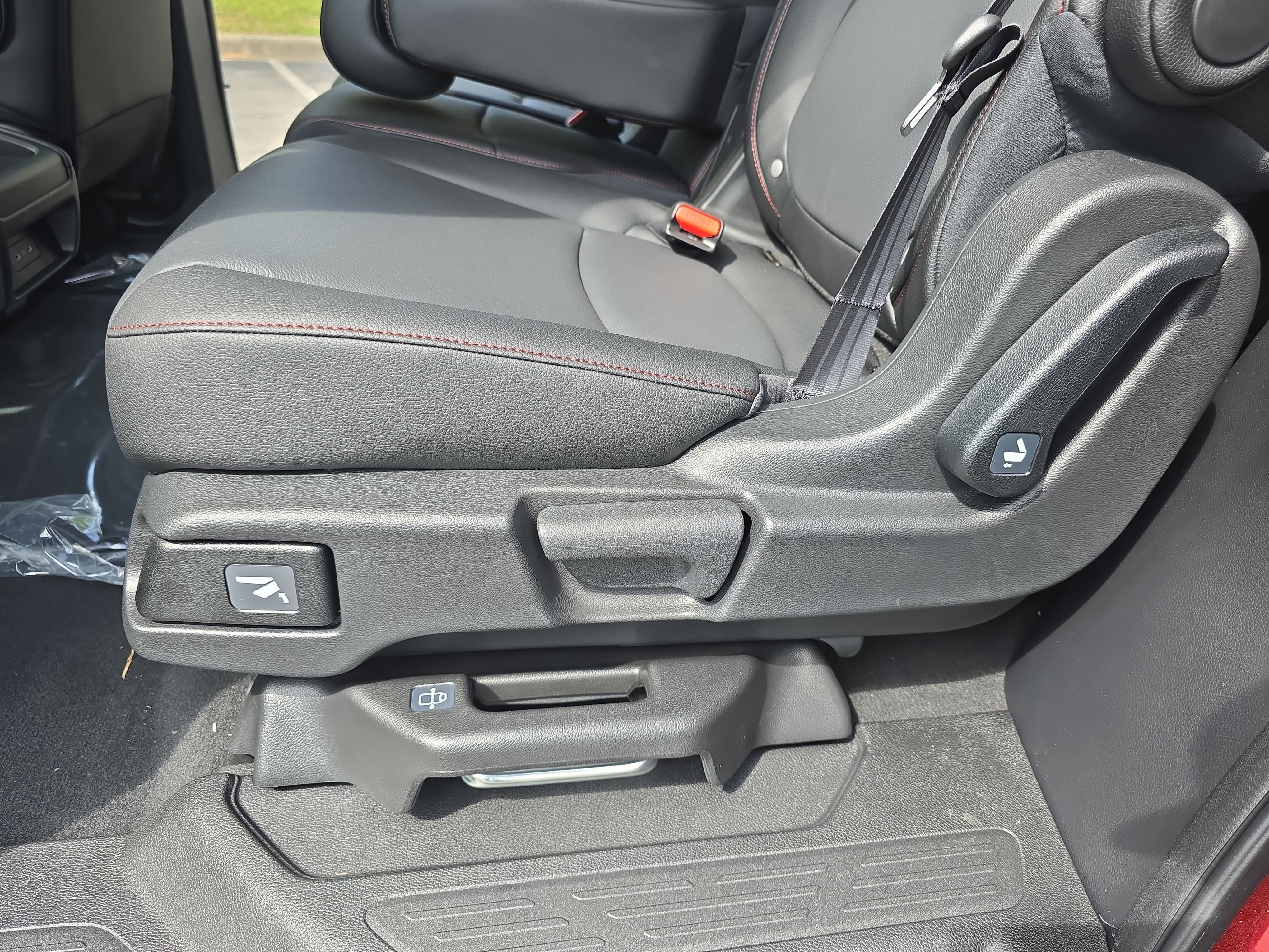 New 2026 Honda Odyssey Sport-L image 13