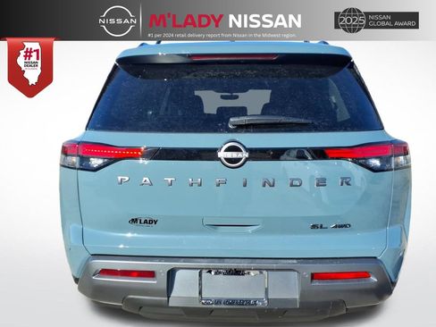 New 2026 Nissan Pathfinder SL image 6