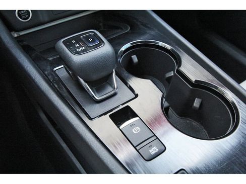 Certified 2021 Nissan Rogue SV w/ Premium Package FWD image 24
