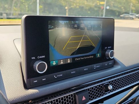 Certified 2025 Honda Civic Sport image 18