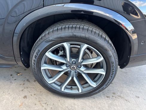 Used 2017 Volvo XC90 T6 Momentum w/ Vision Package image 7