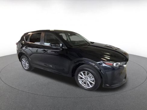 Used 2025 MAZDA CX-5 AWD 2.5 S w/ Select Package image 2