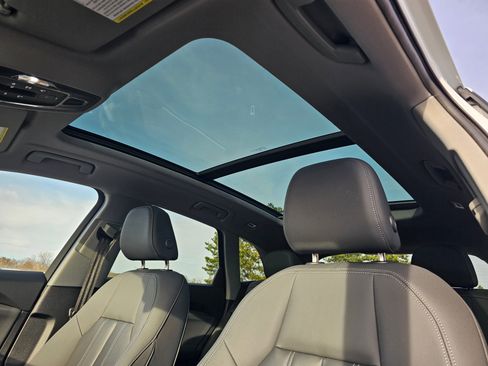 Certified 2025 Audi Q5 Premium Plus w/ Premium Plus image 27