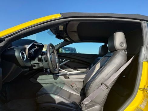Used 2017 Chevrolet Camaro LT w/ RS Package RWD image 10