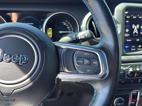 Used 2022 Jeep Wrangler Unlimited Rubicon 4xe w/ Cold Weather Group image 25